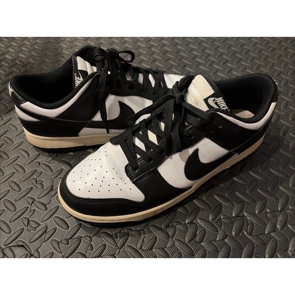 Nike Dunk Low Black White Panda Size 11.5 Shoes 2021 Basketball Gym Sneakers
